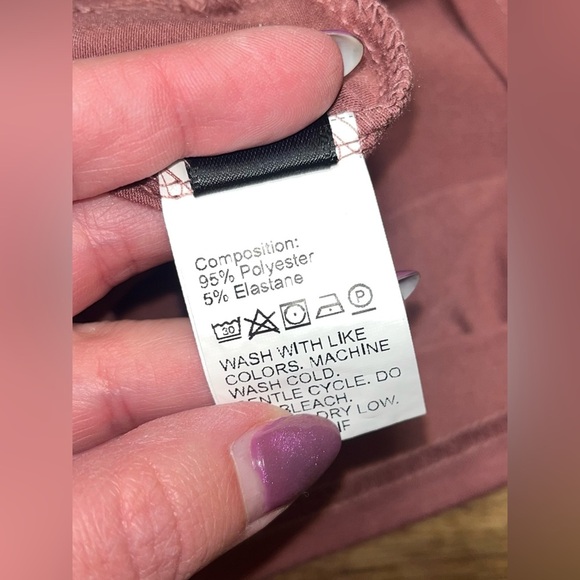 SHEIN Top Size Large - Picture 5 of 9